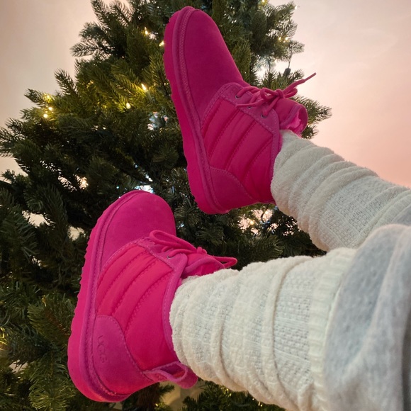 UGG Shoes - Bubblegum Barbie Pink Women’s UGG Neumel Boots